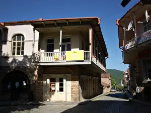 Nana's Guest House