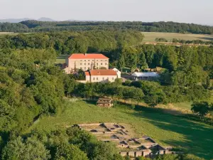 聖烏利奇修道院酒店