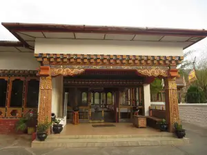 Damchen Resort