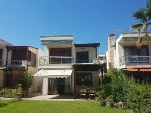 Angelikis Holiday House