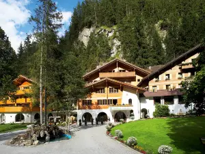 Waldhotel Doldenhorn
