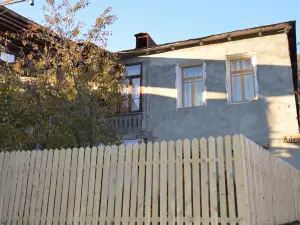 Ailama Guesthouse