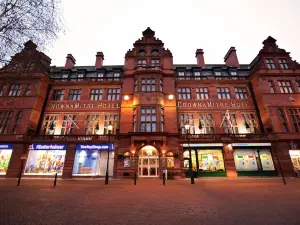 Crown & Mitre Hotel