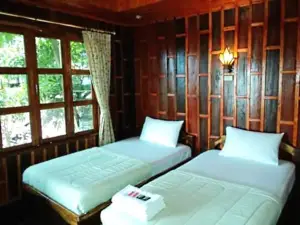 Green Lake View Resort
