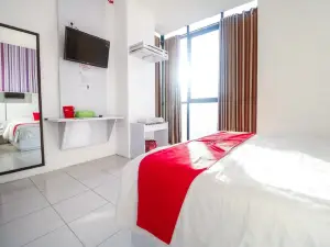 RedDoorz Near Terminal Batu Ampar