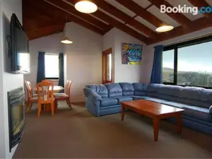 1750 Hotham 12
