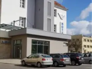 Hotel Azyl