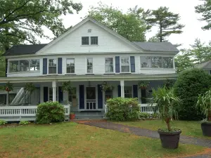 Sebago Lake Lodge & Cottages