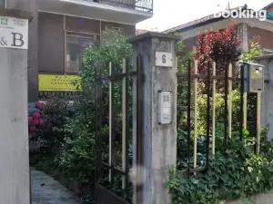 B&B Santa Monica