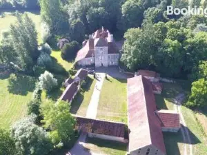 Chateau de Vesset