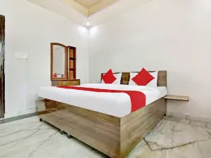 OYO 35941 Hotel Yuvraj Grand