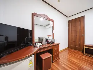 Hoengseong Hotel Time