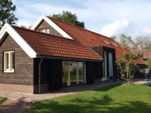 Comfortable Holiday Home With Sauna, Near the Town of Wijhe, Overijsel