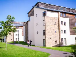 David Russell Hall - Campus Accommodation