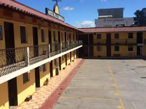 Hotel y Restaurante Villa Esmeralda