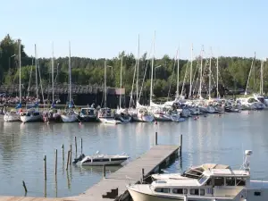 Peterzens Boathouse