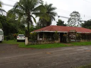 Hotel de Campo Caño Negro