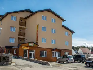 Hotel Zlatni Bor