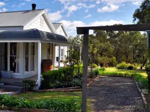 La Sila Homestead on Marrowbone