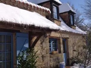 Cabane Perchée Spa Dordogne la Ferme de Sirguet