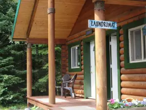 Box Canyon Cabins