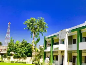 Hotel Whistling Greens