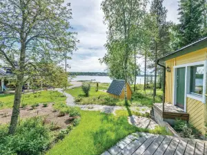 1 Bedroom Gorgeous Home in Lgde