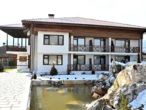 The White Cliffs Complex