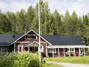 Männikkölän Pirtti