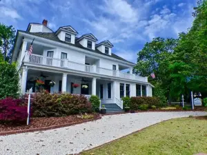 Magnolia Inn