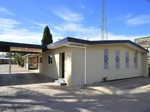 Travelway Motel