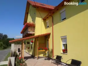 Bakterház Vendégház