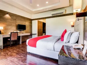Palette - Orient Resort