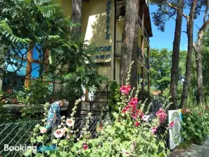 Hotelik Komandor