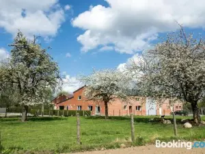 De Smishoeve Met Kinderpret, Dieren en Wellness