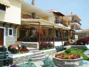Philoxenia Hotel