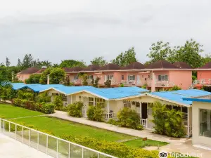 Travellers Beach Resort