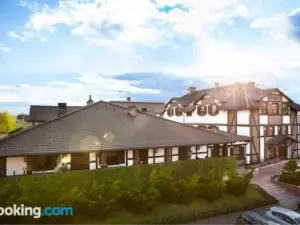 Hotel Skarbek