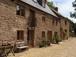 Woodmill Farm Apartment
