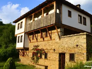 Kalinia Guesthouse B&B