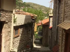 Gourgiana Apartments