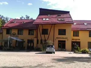 Hotel Elyon Dej