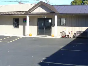 Villager Motel & Glen Manor Estate