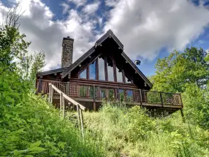 Chalet Caribou