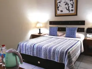 Arondari Hotel