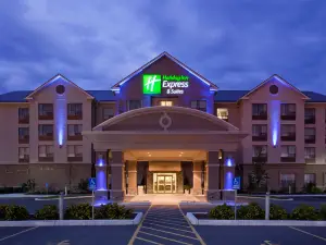 Holiday Inn Express & Suites New Liskeard by IHG