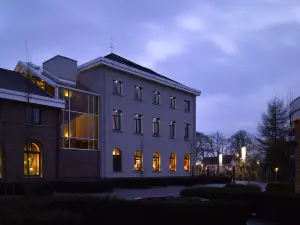 馬丁滑鐵盧飯店