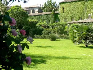 Logis Hôtel Restaurant les Norias
