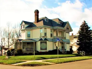 Herrold on Hill B&B