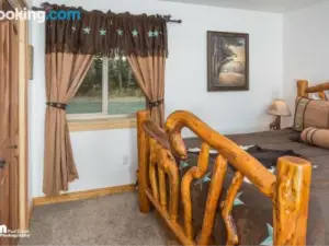 Alaska Knotty Pine B&B